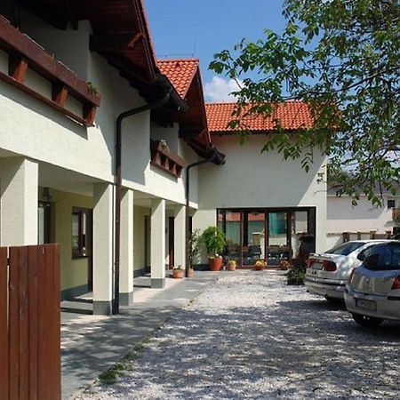 Penzion Jople Podhájska Εξωτερικό φωτογραφία